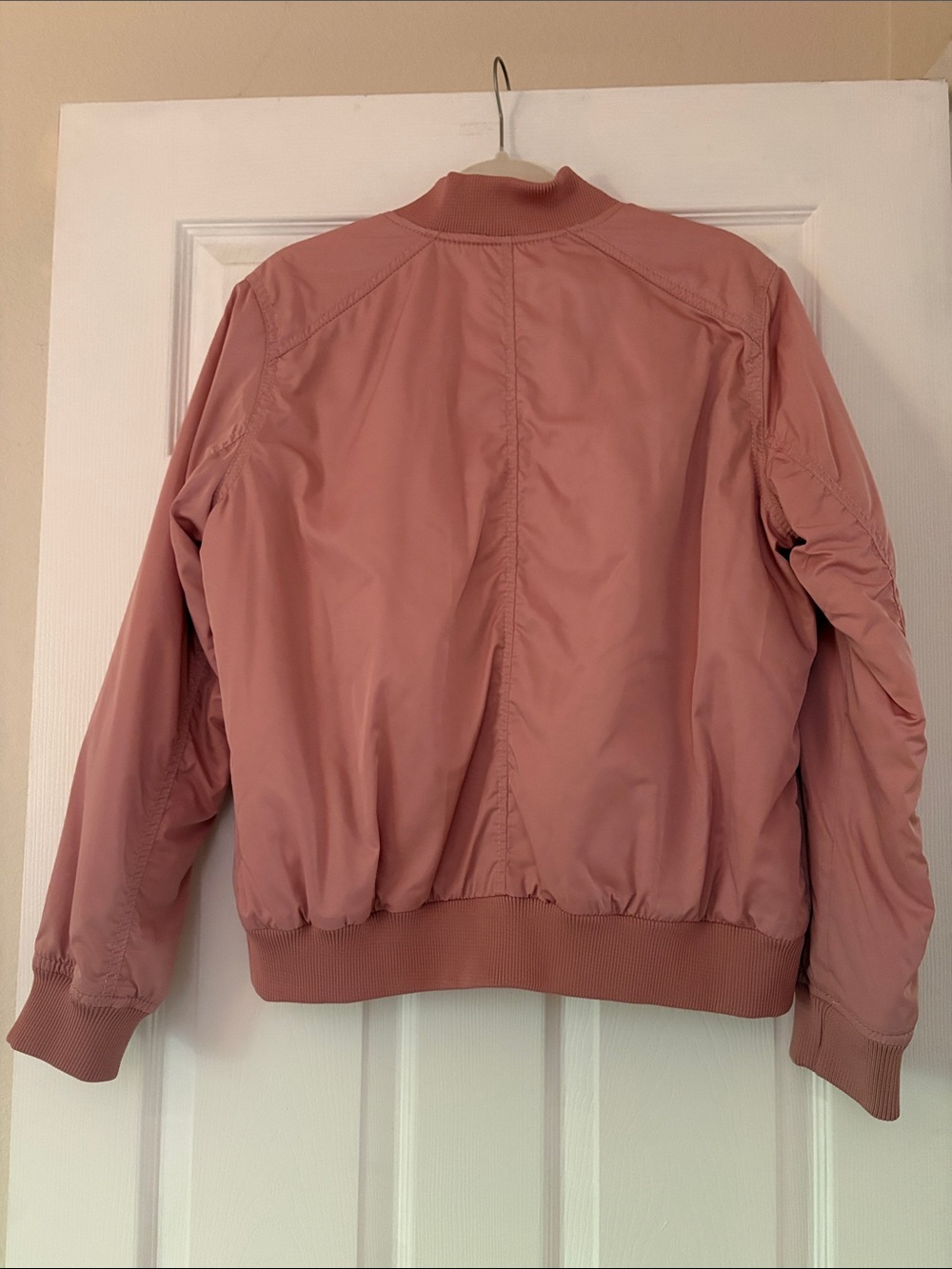 Old Navy Dusty Rose Bomber Jacket with Gold Hardware - Picture 4 of 9